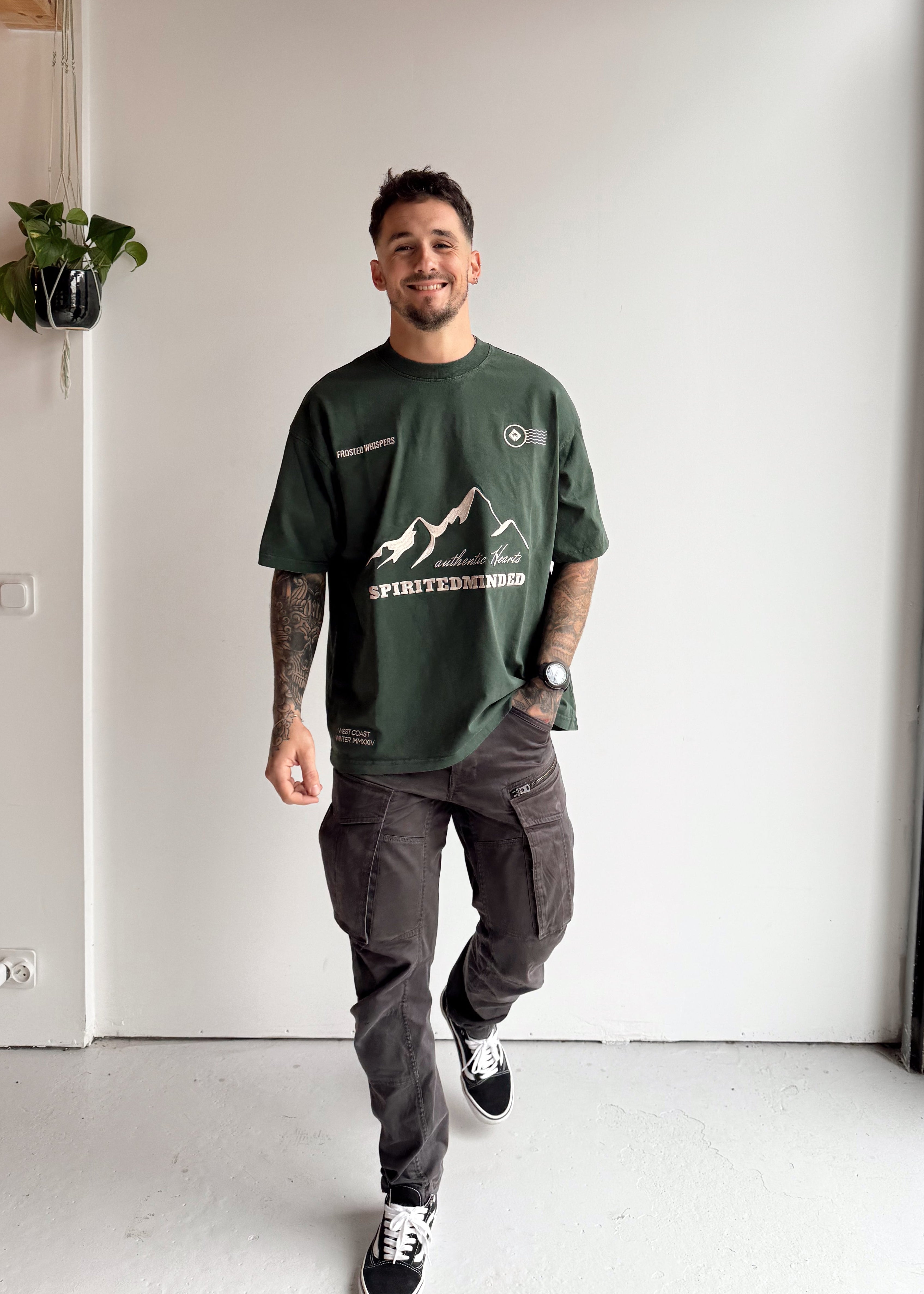 T-SHIRT OVERSIZE UNISEXE "WILD ROOTS"