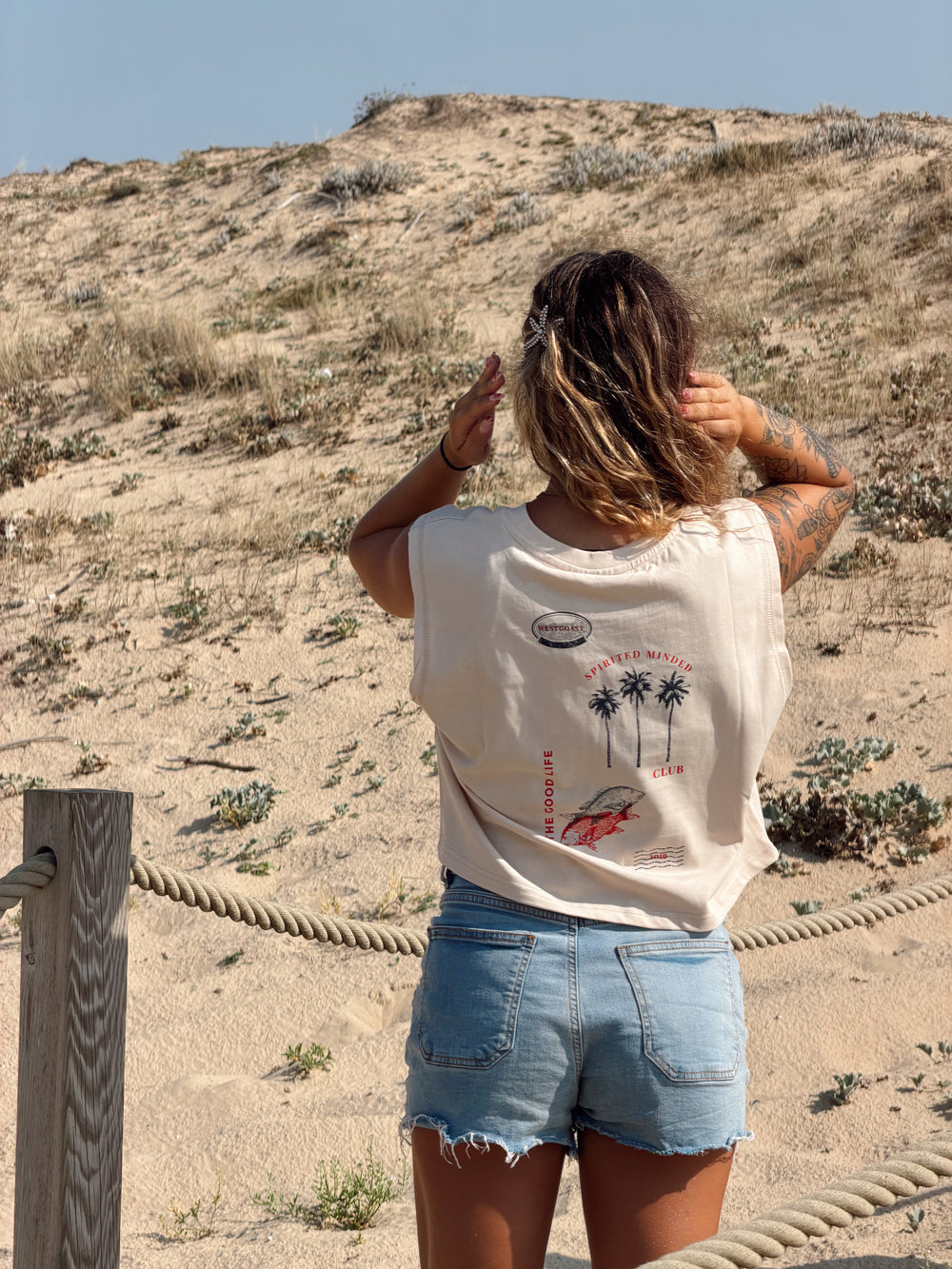 CROP TOP DÉBARDEUR "BLACK BASS"