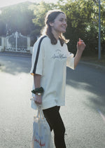 T-SHIRT OVERSIZE VARSITY UNISEXE - BEIGE