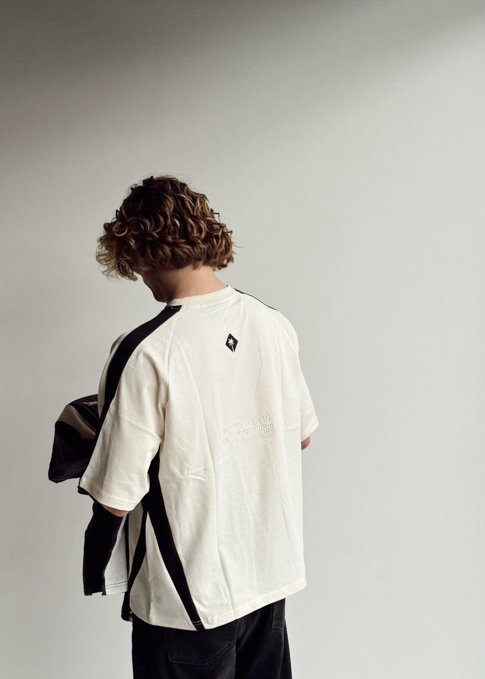 T-SHIRT OVERSIZE UNISEXE "WHISPER"