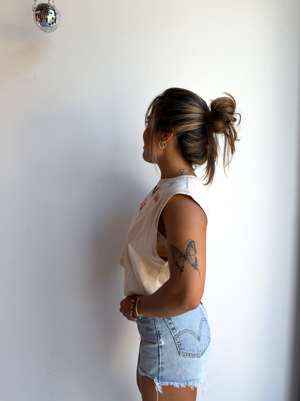 CROP TOP DÉBARDEUR - BEIGE